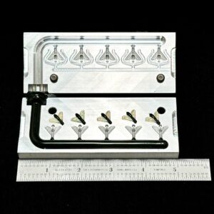 .5 Inch Gnat Fly - 5 cavity mold